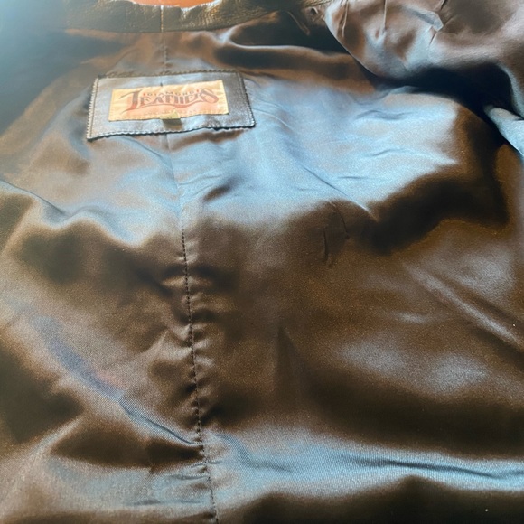 Vintage 70s Western Black Leather Fringe Jacket size Medium - Picture 4 of 5